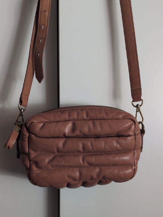 Madewell Handbags - Madewell Camera Bag Quilted